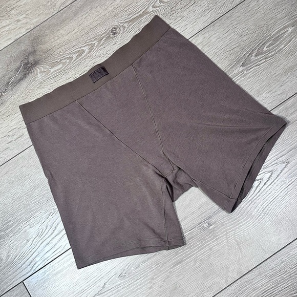 Skims Soft Lounge Boyfriend Boxers Modal Blend - Picture 6 of 13